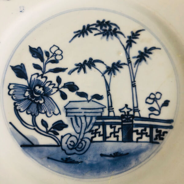 Assiette en porcelaine de Chine bleu et blanc