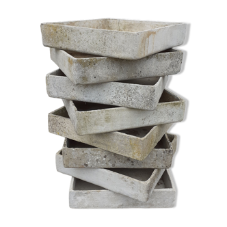 8 eternit planters