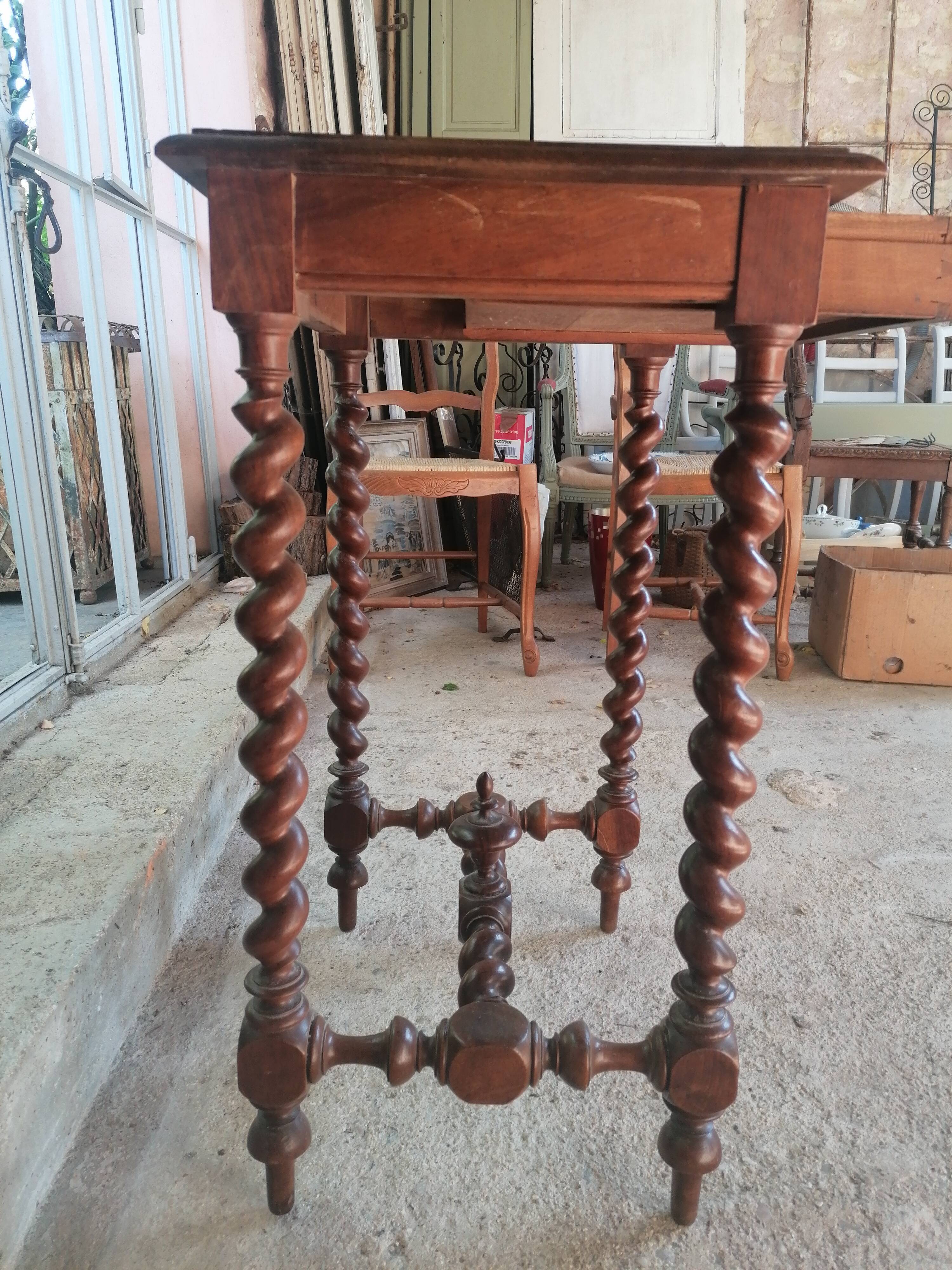 Table d'appoint