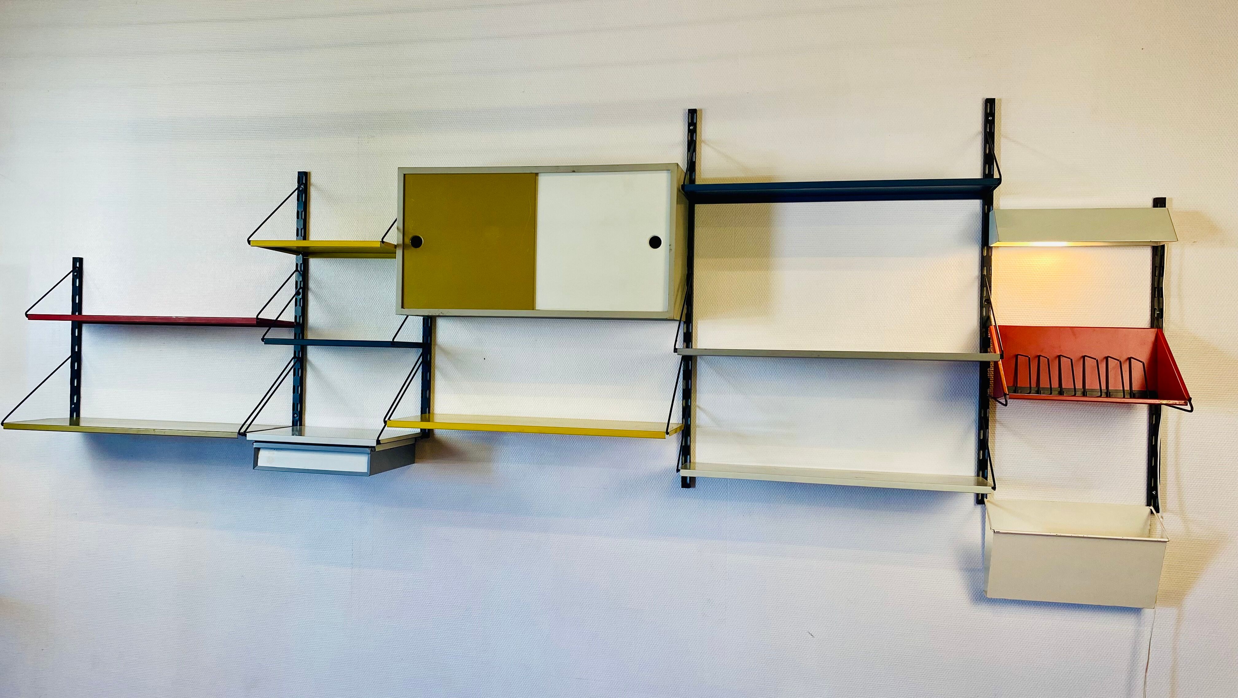 Wall shelf and storage system, Pilastro edition.