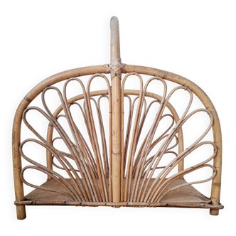 Porte-revues, porte-buches ancien en rotin