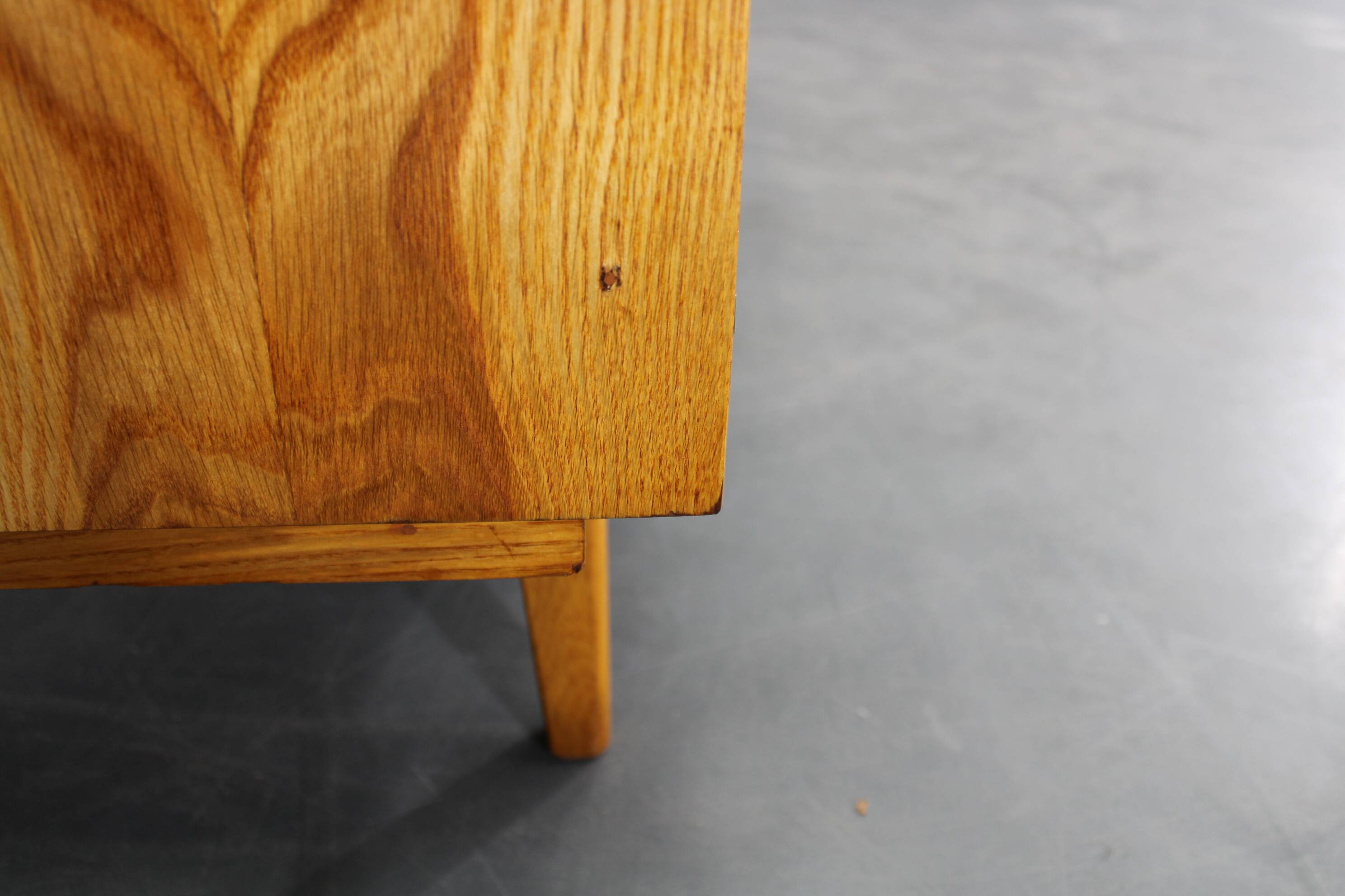 1960s Czechoslovakian maple veneer sideboard, high gloss finish