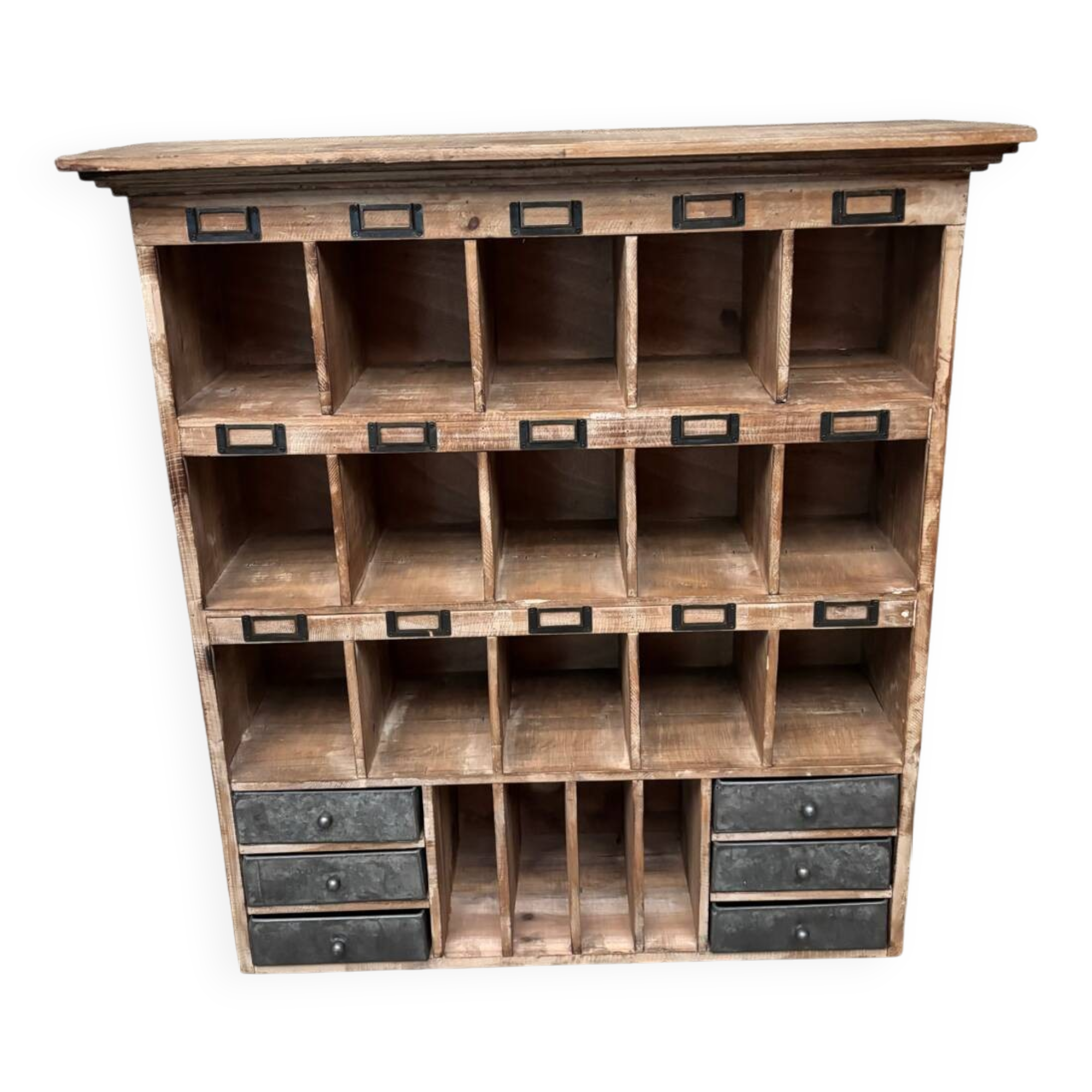 Contemporary trade furniture