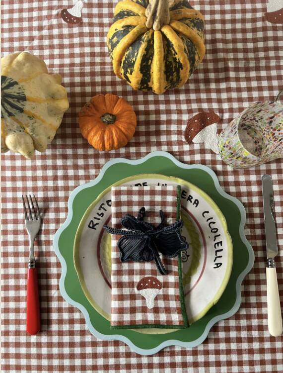 White and green placemat