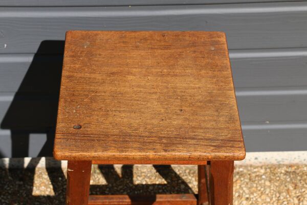 Tabouret haut chêne foncé 650mm