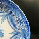 Plat en faïence XVIIIe