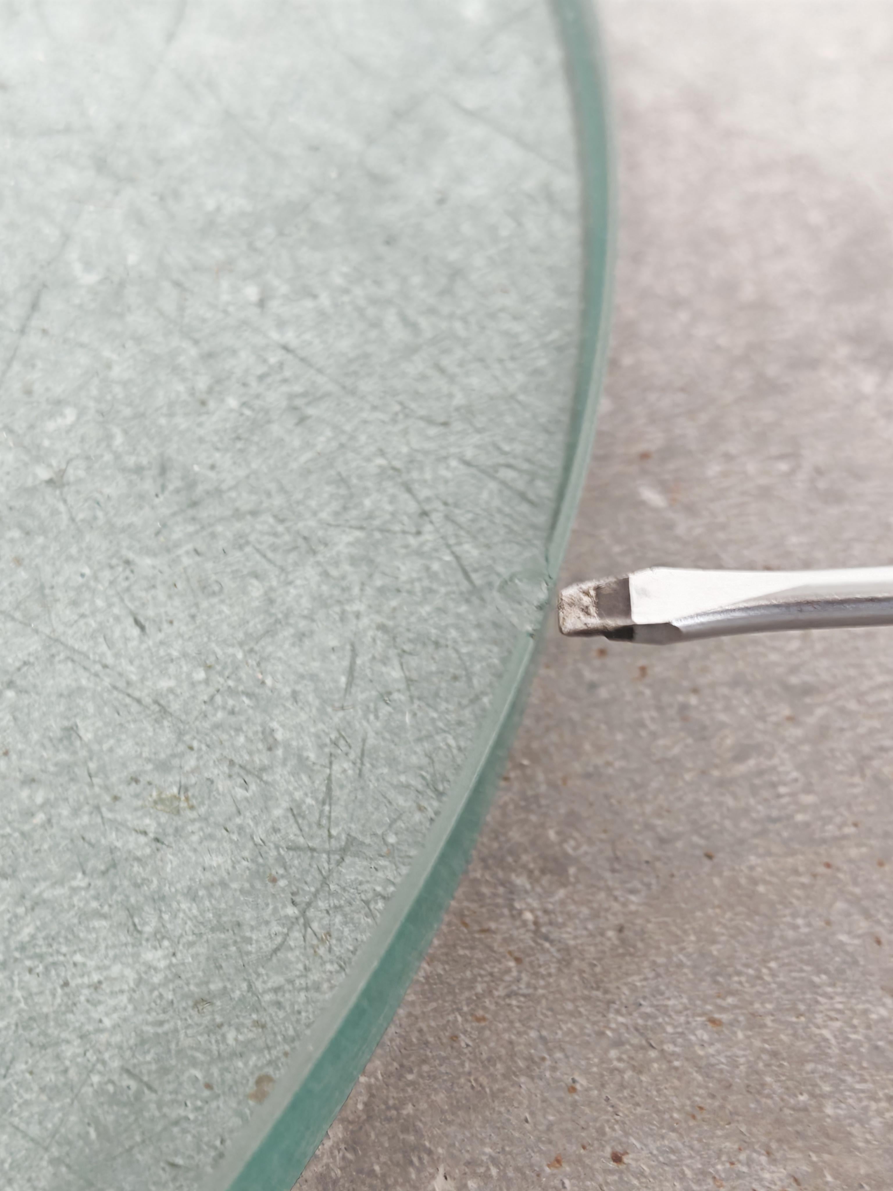 Minimalist round side table in glass by Draenert, 1983