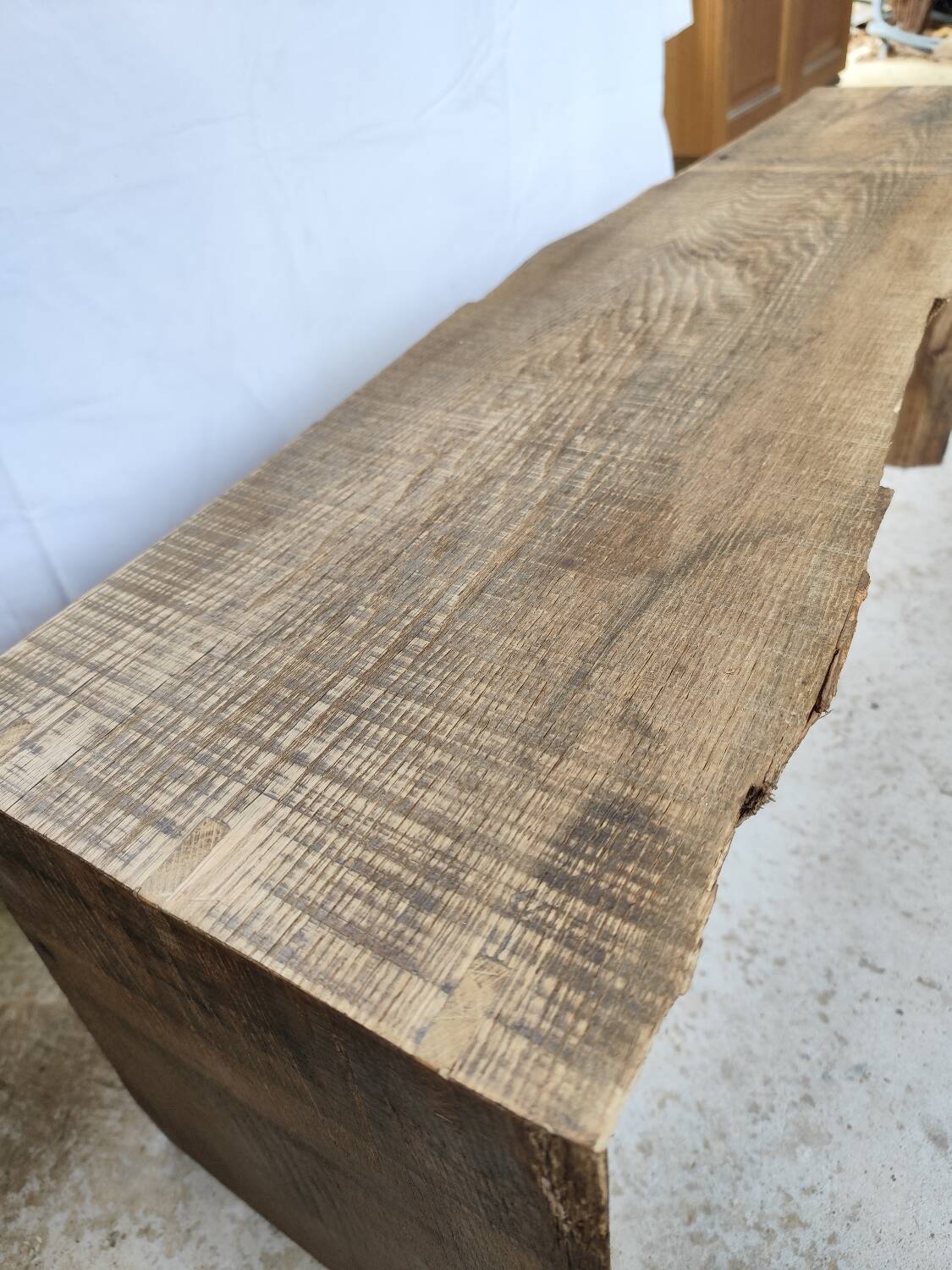 Banc en chêne wabisabi