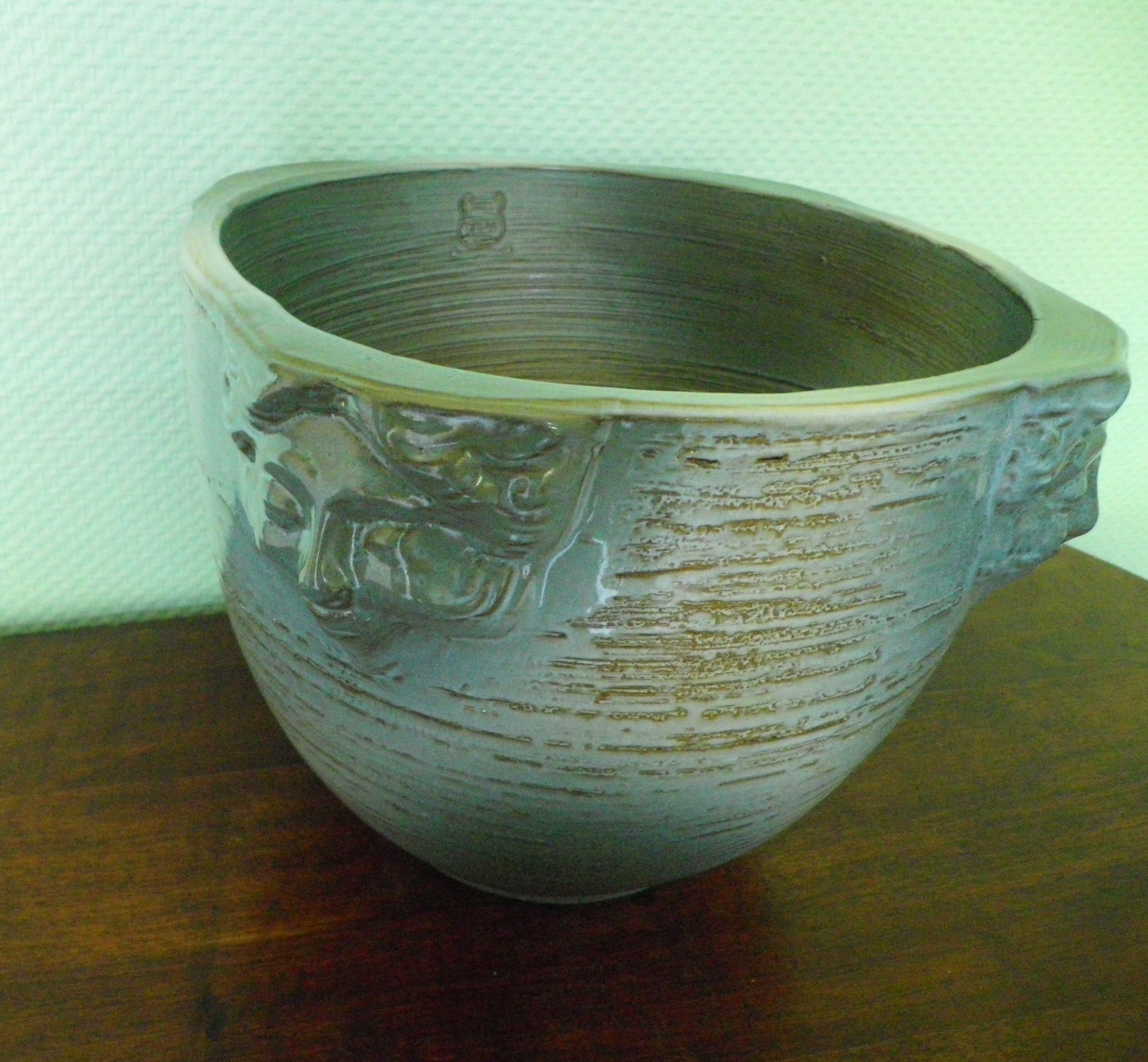 Glassed terracotta flower pot