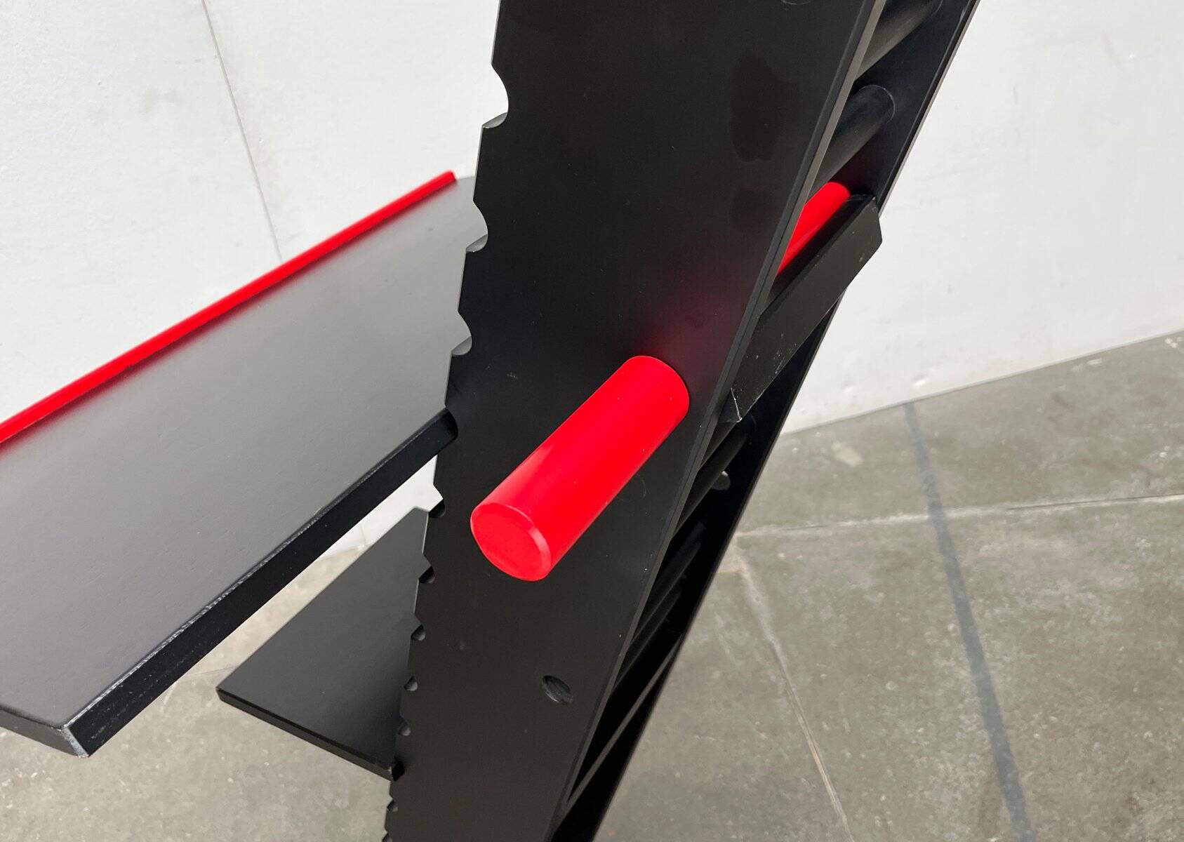 Postmodern standing desk by Holznest Design