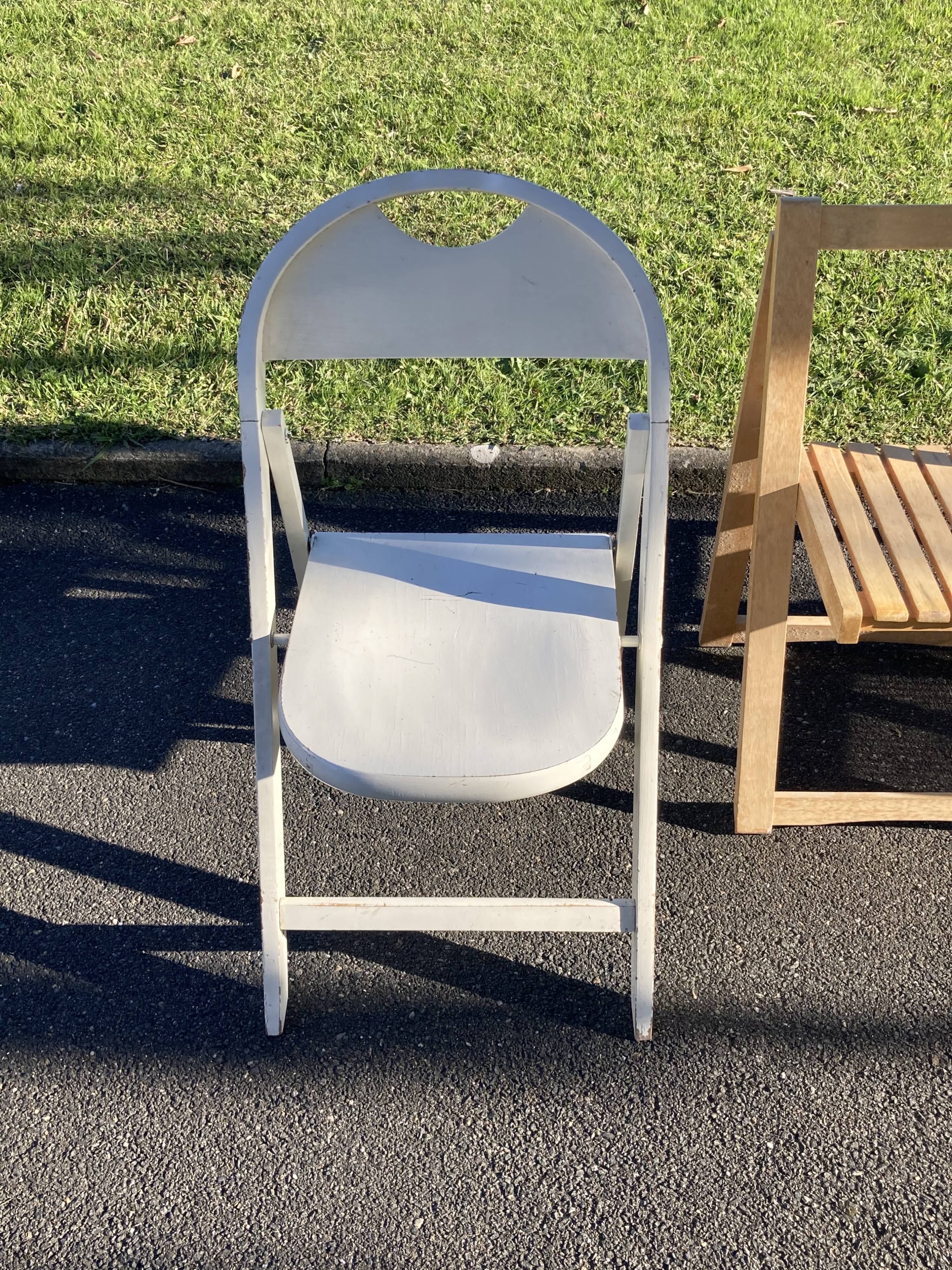 Design folding wooden chair