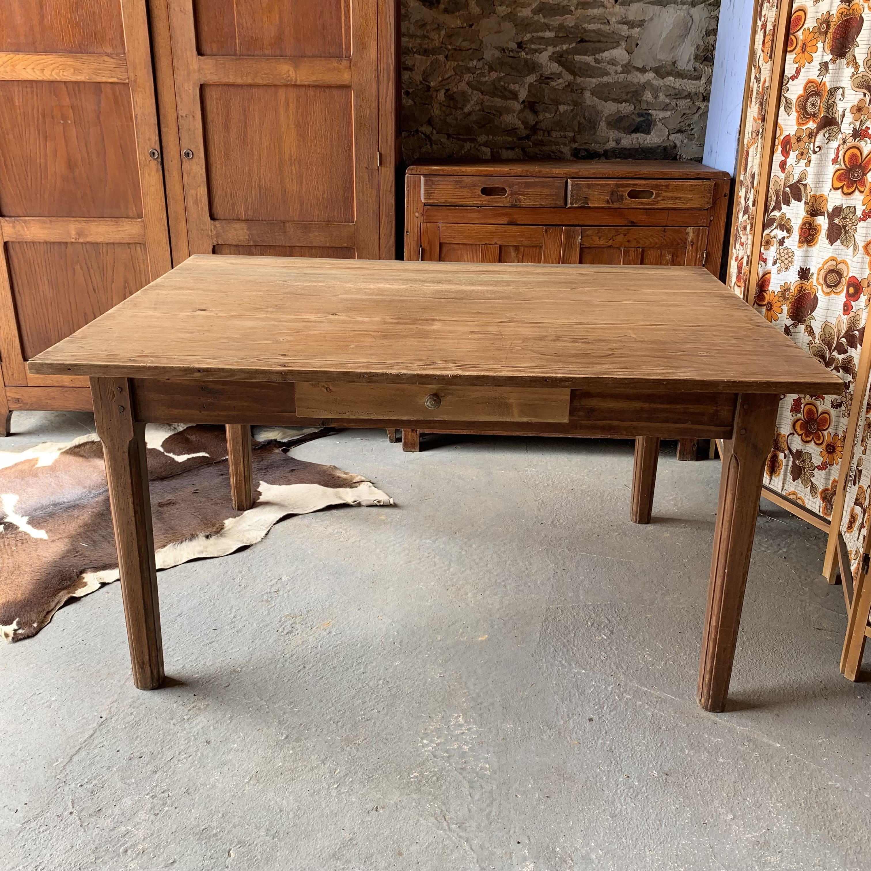 Old rectangular table - 1M40 - 2 drawers