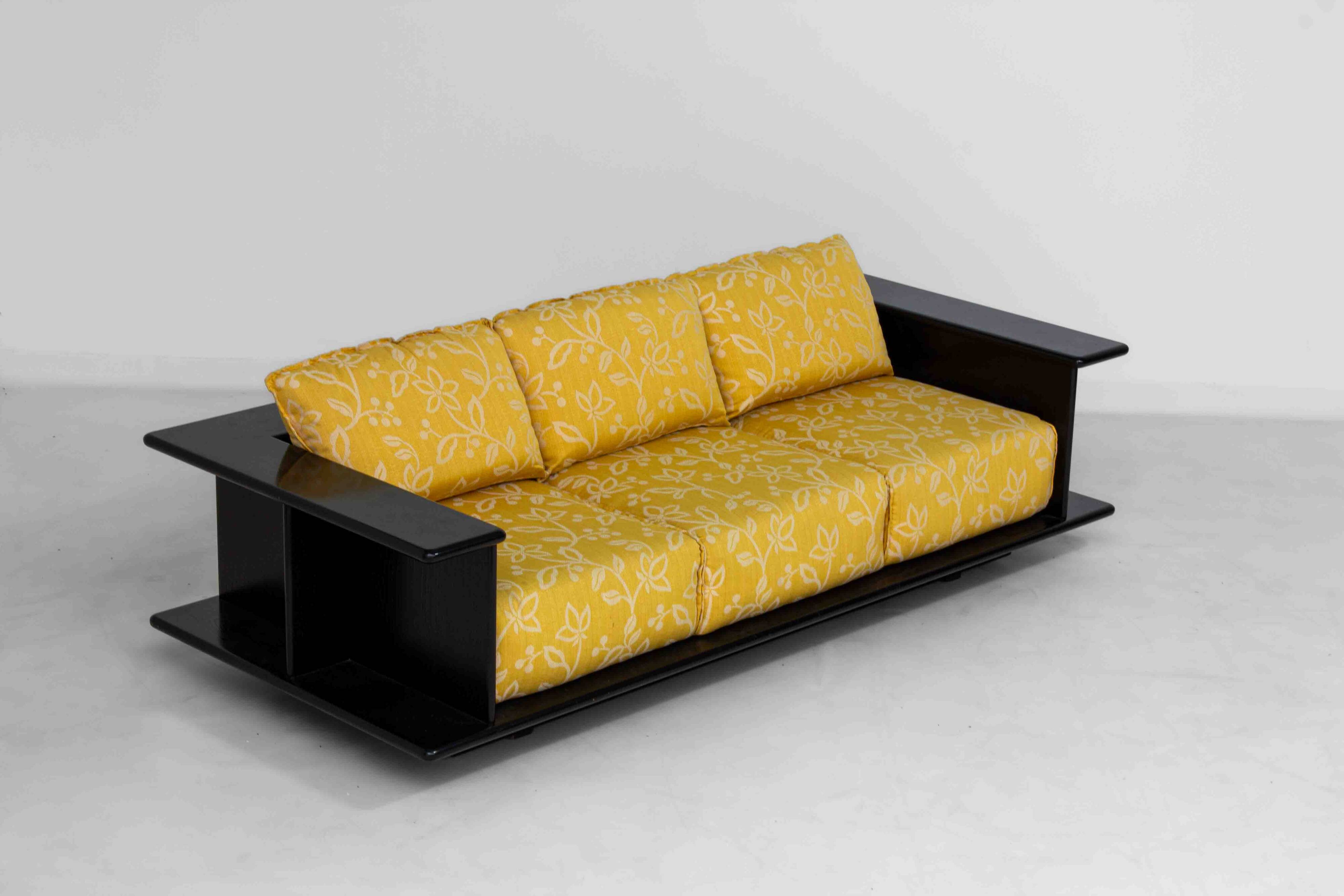 Sculptural 3-seater sofa by Carlo Bartoli, Italy 1970s