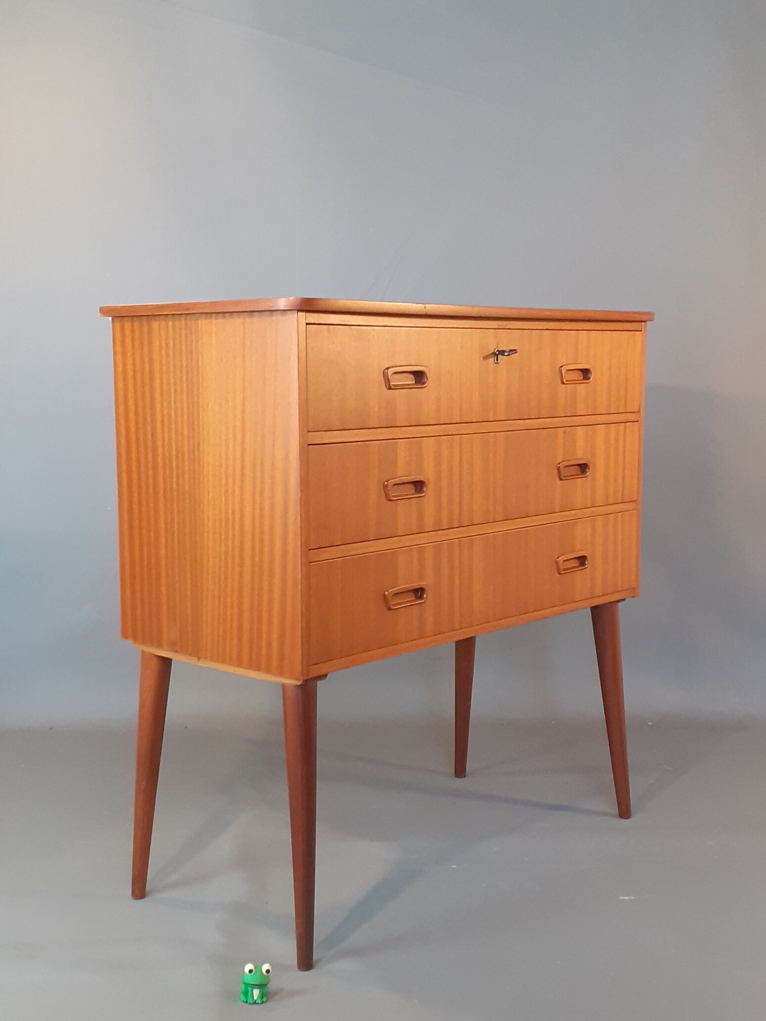 Norwegian Commodity 3 drawers in Teck, Vintage Scandinavian 1960s