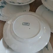 12 assiettes plates anciennes en Terre de fer 