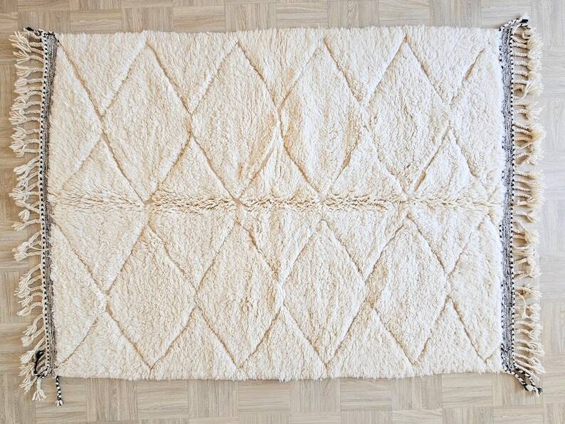 Beni Ourain rug in pure wool, handmade, traditional, 1.5/2.5 m.