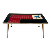 Vintage 70s coffee table – red & black graphic top – laito