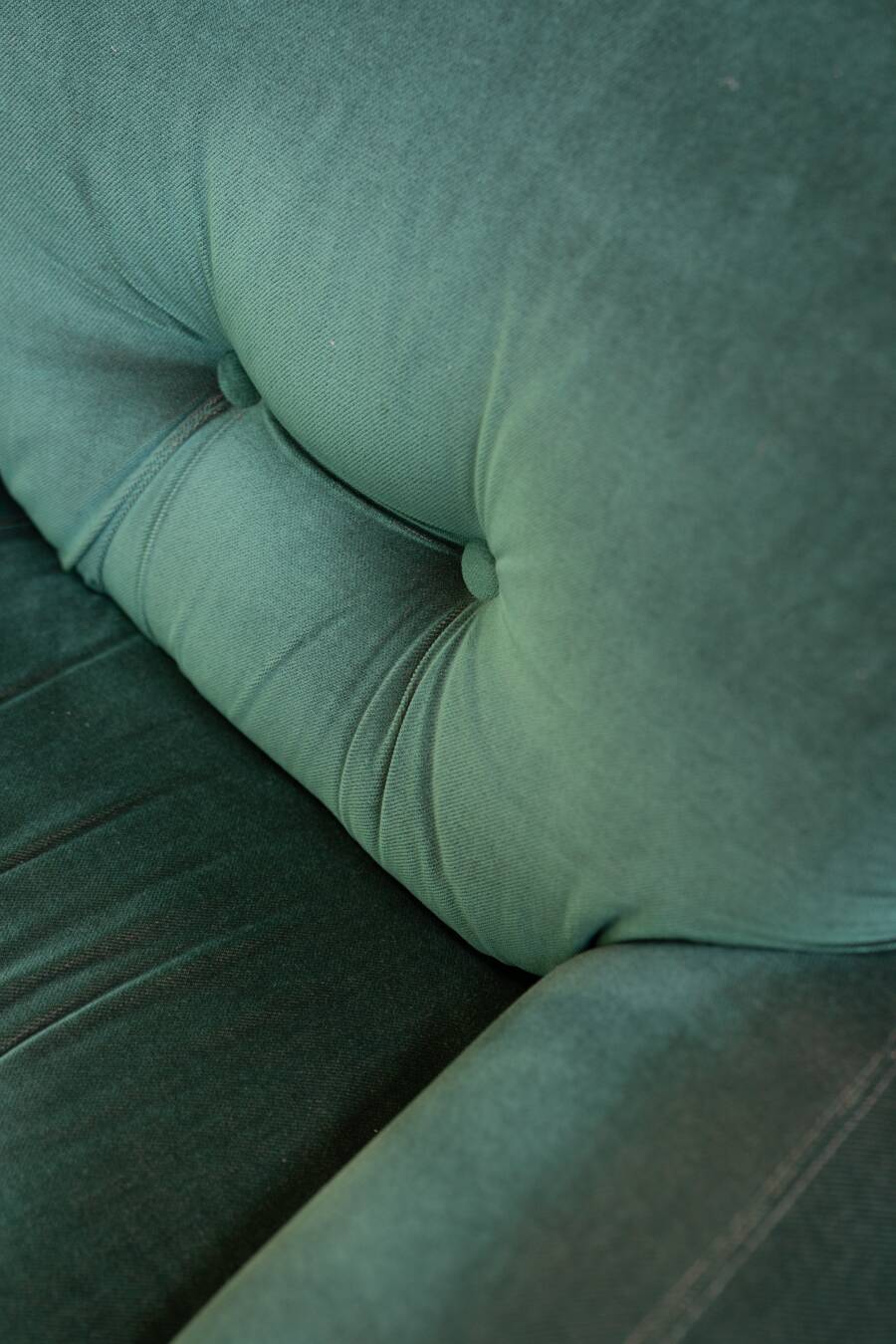 Living room, 2 armchairs and 3-seater sofa, OKAY model, Adriano Piazzesi, 1970