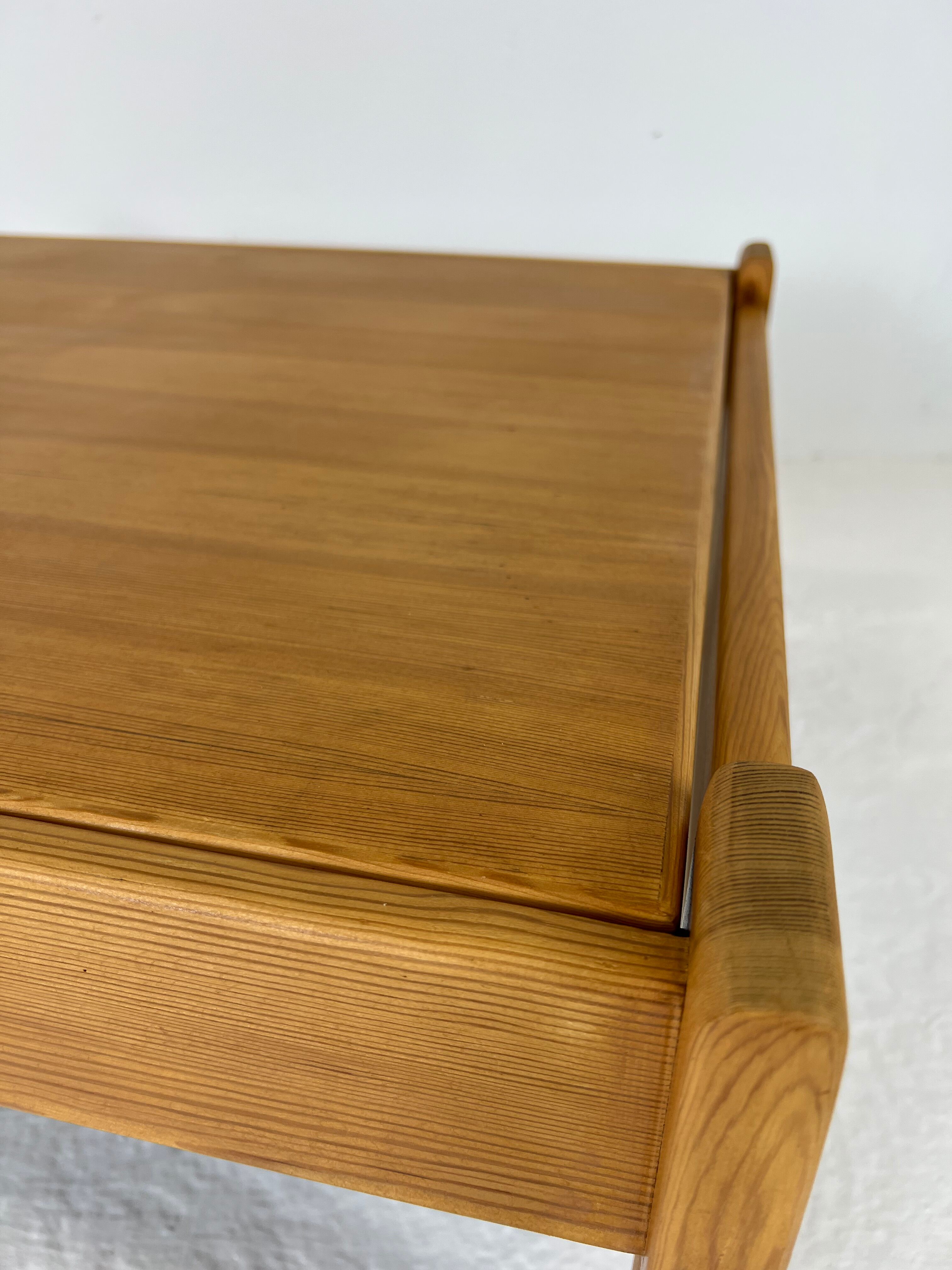 Modernist two-sided beech coffee table, 70s