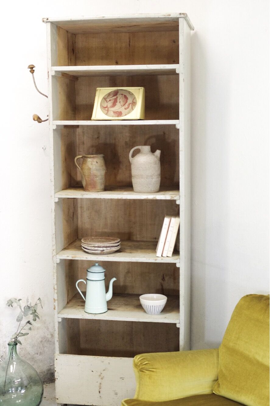 Former furniture-shelves, Middle twentieth