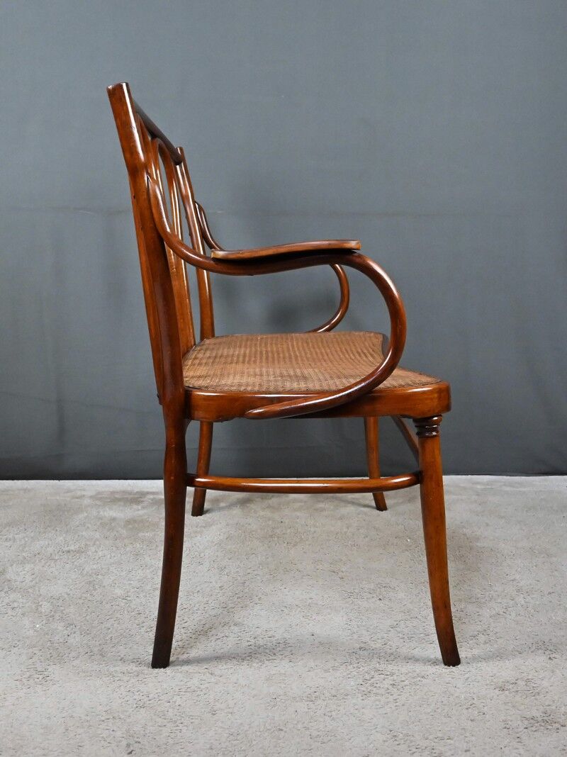 Curved beech bench, stamped J&J Kohn – Early 20th century