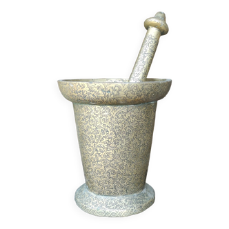 Old bronze mortar + pestle/old apothecary