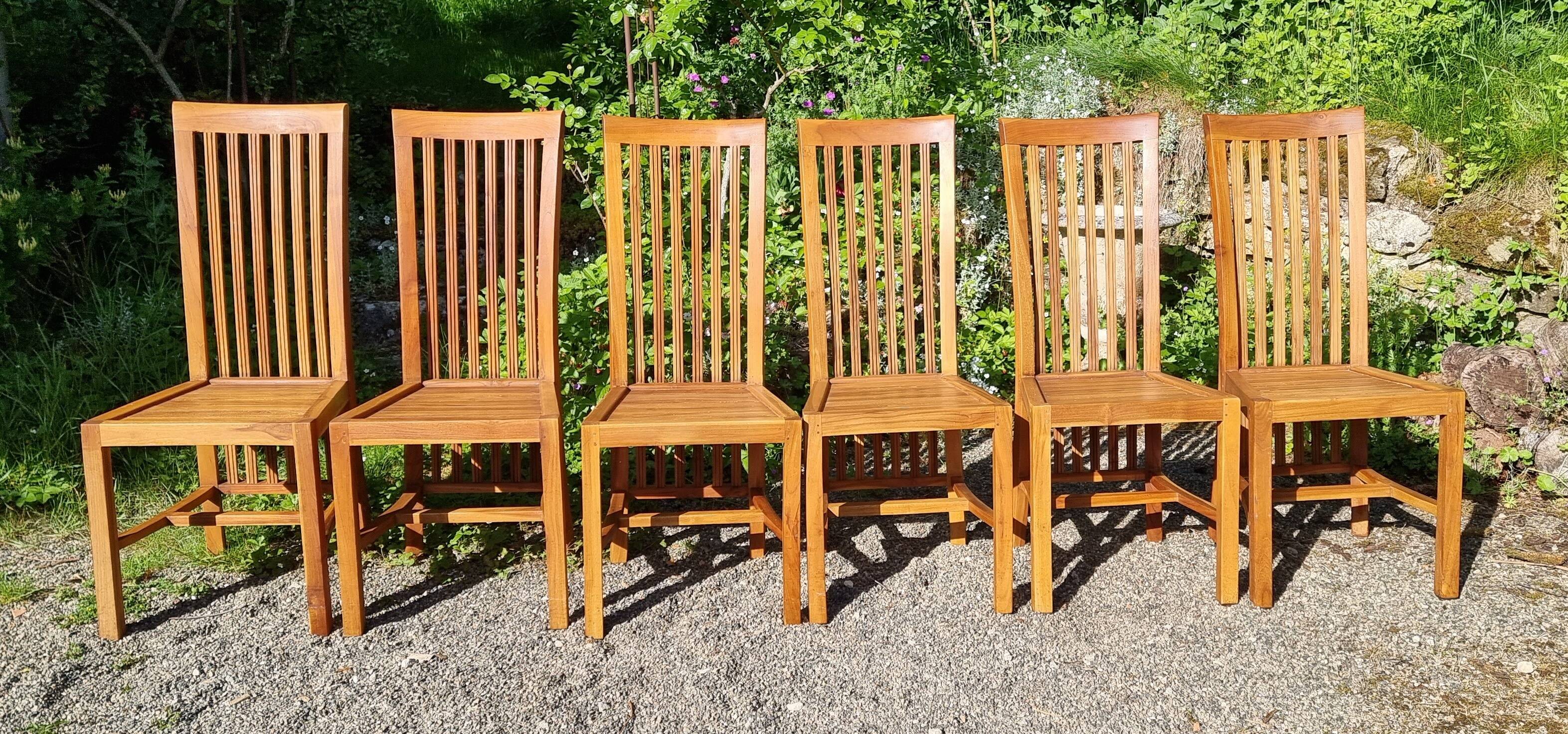 SUite 6 chaises en teck massif