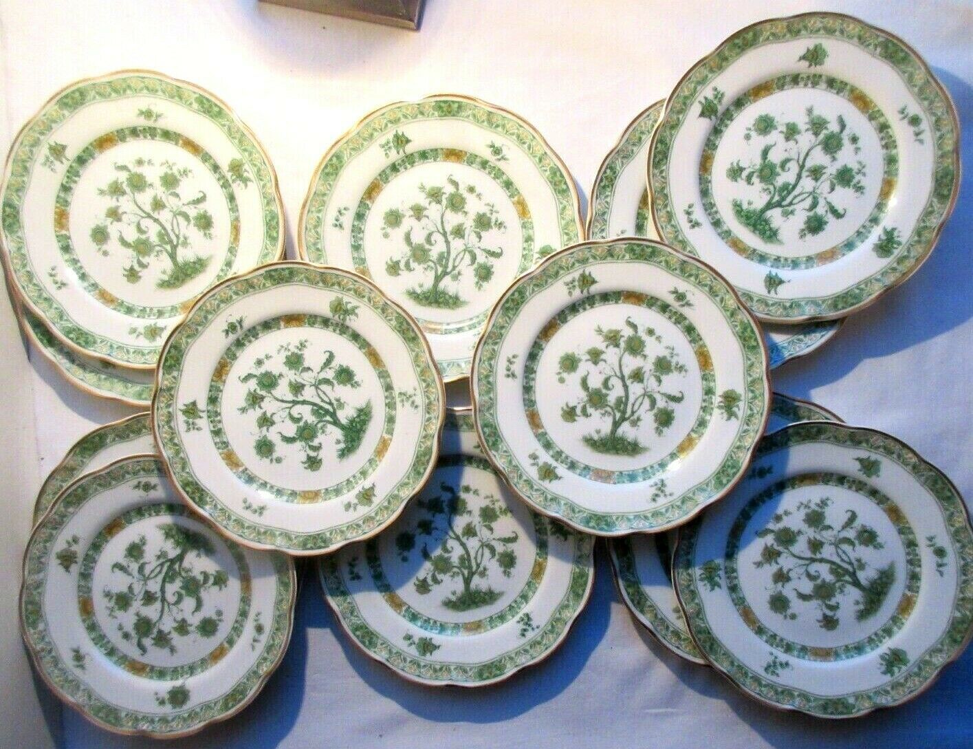 Fine porcelain cake serving 12 plates - 1 dish, signed Th. Haviland Limoges