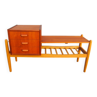 Scandinavian console