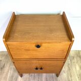 Storage cabinet