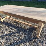 Farm table