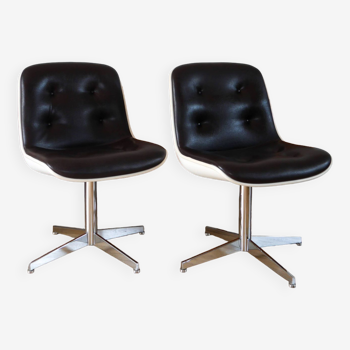 Pair of designer shell armchairs in leather and chrome Space Age, Strafor Pollock, 1970