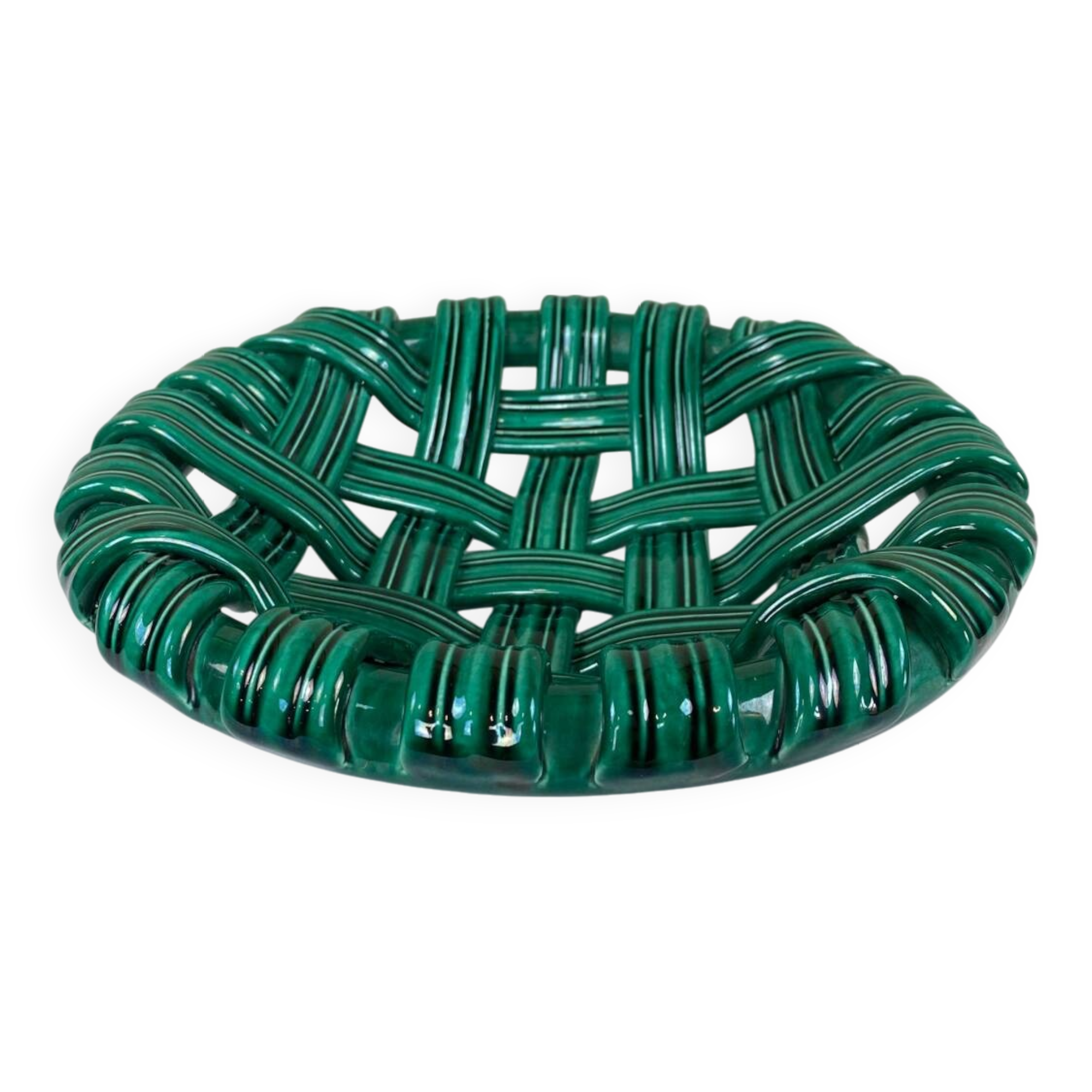 Braided ceramic cup