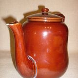 Cafetière très grande en céramique marron