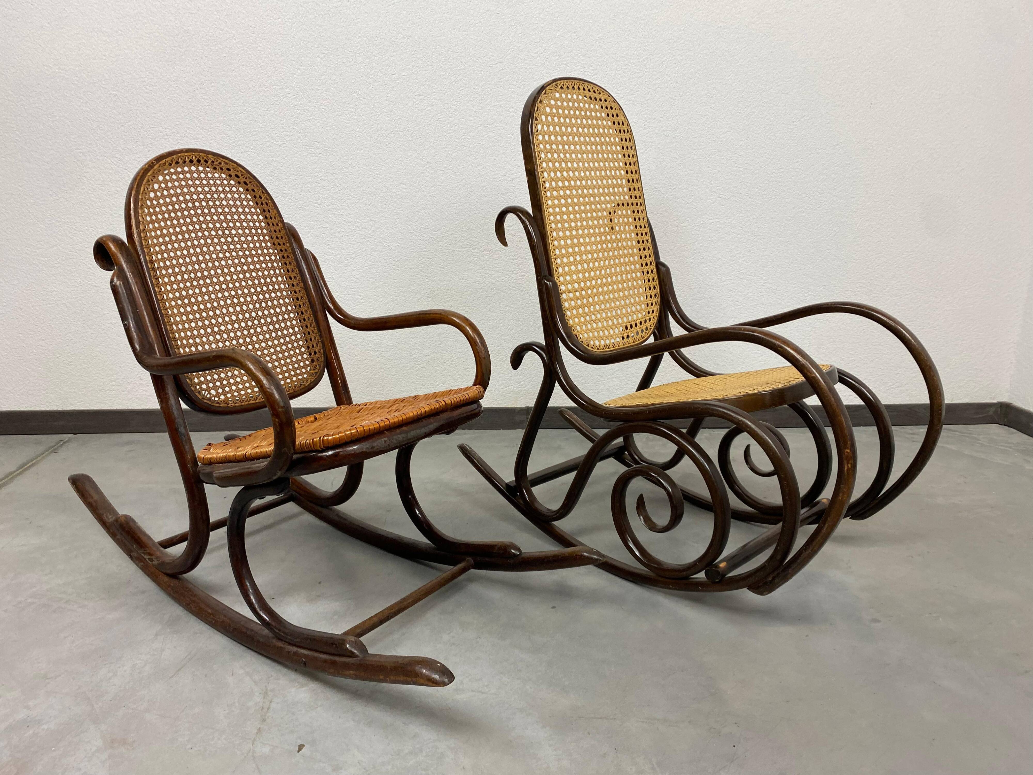 Small Thonet rocking chair no. 10 for children