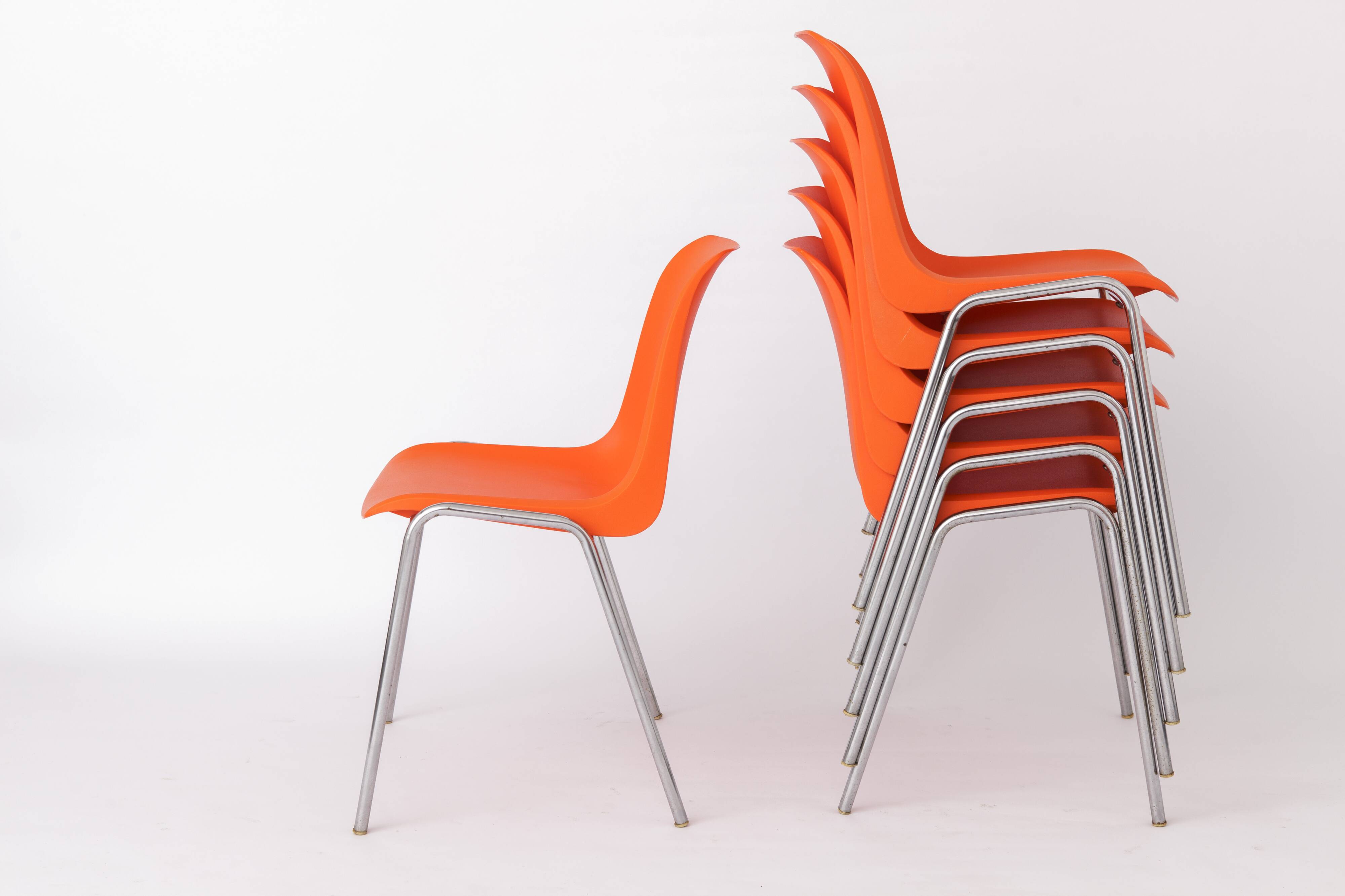12 Stacking Chairs Vintage 1970s, Germany