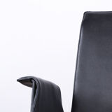 Danish armchair in Leather and Chrome Steel, model FK 6725 or "Tulip chair" by Preben Fabricius.