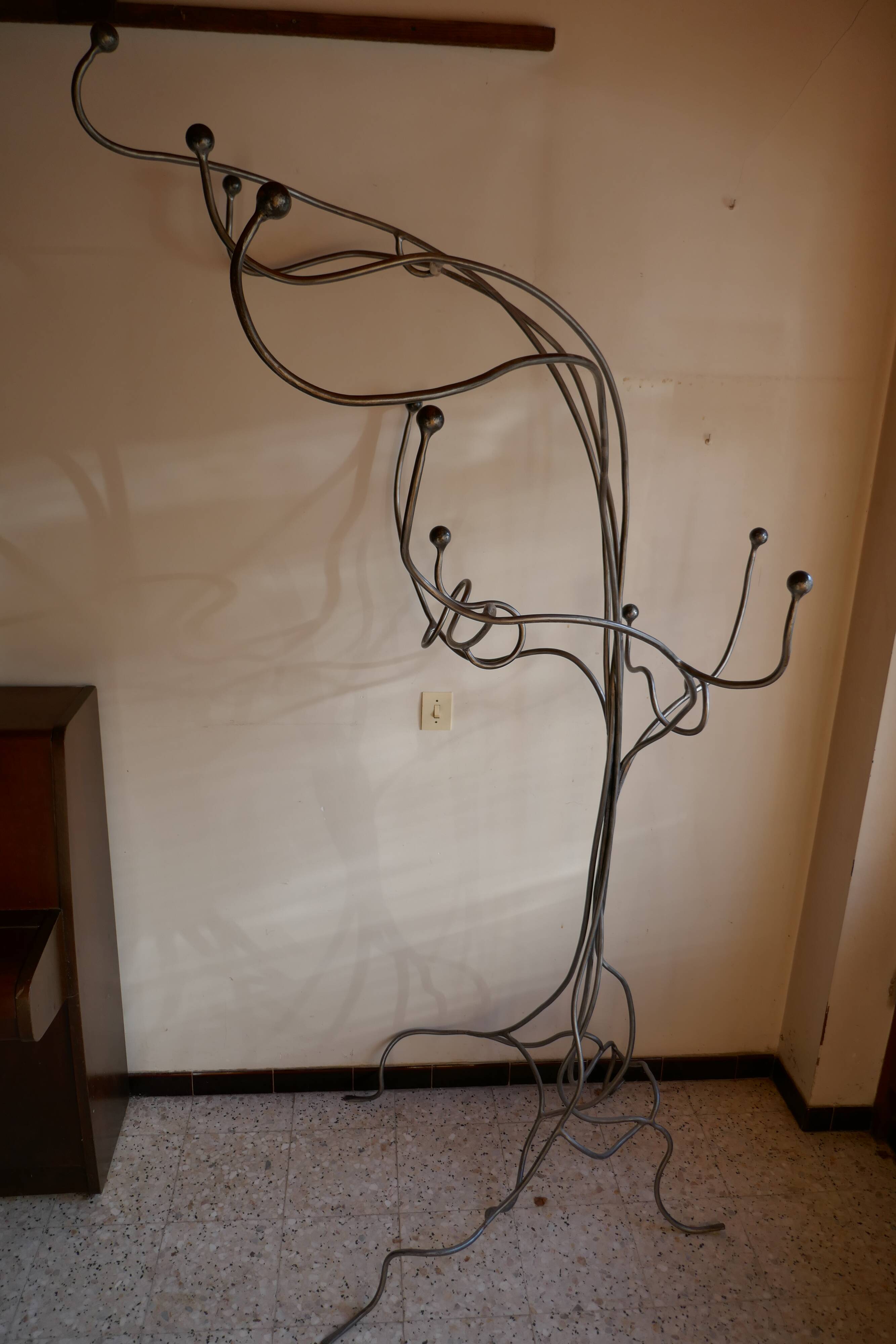 Coat and hat rack design – Unique piece by a blacksmith artisan