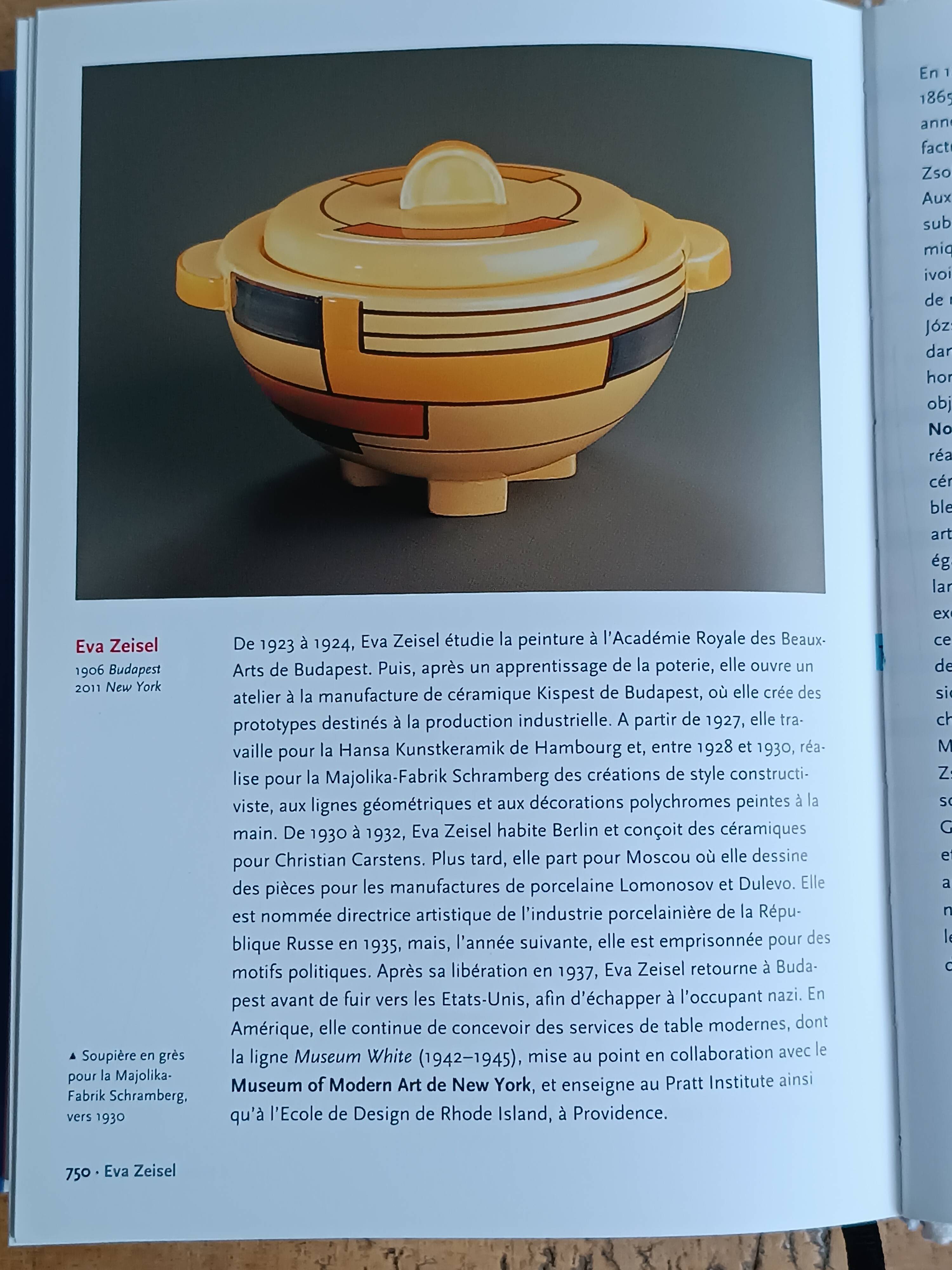 Ceramic carafe bottle designed by Eva Zeisel for Schramberg 1928