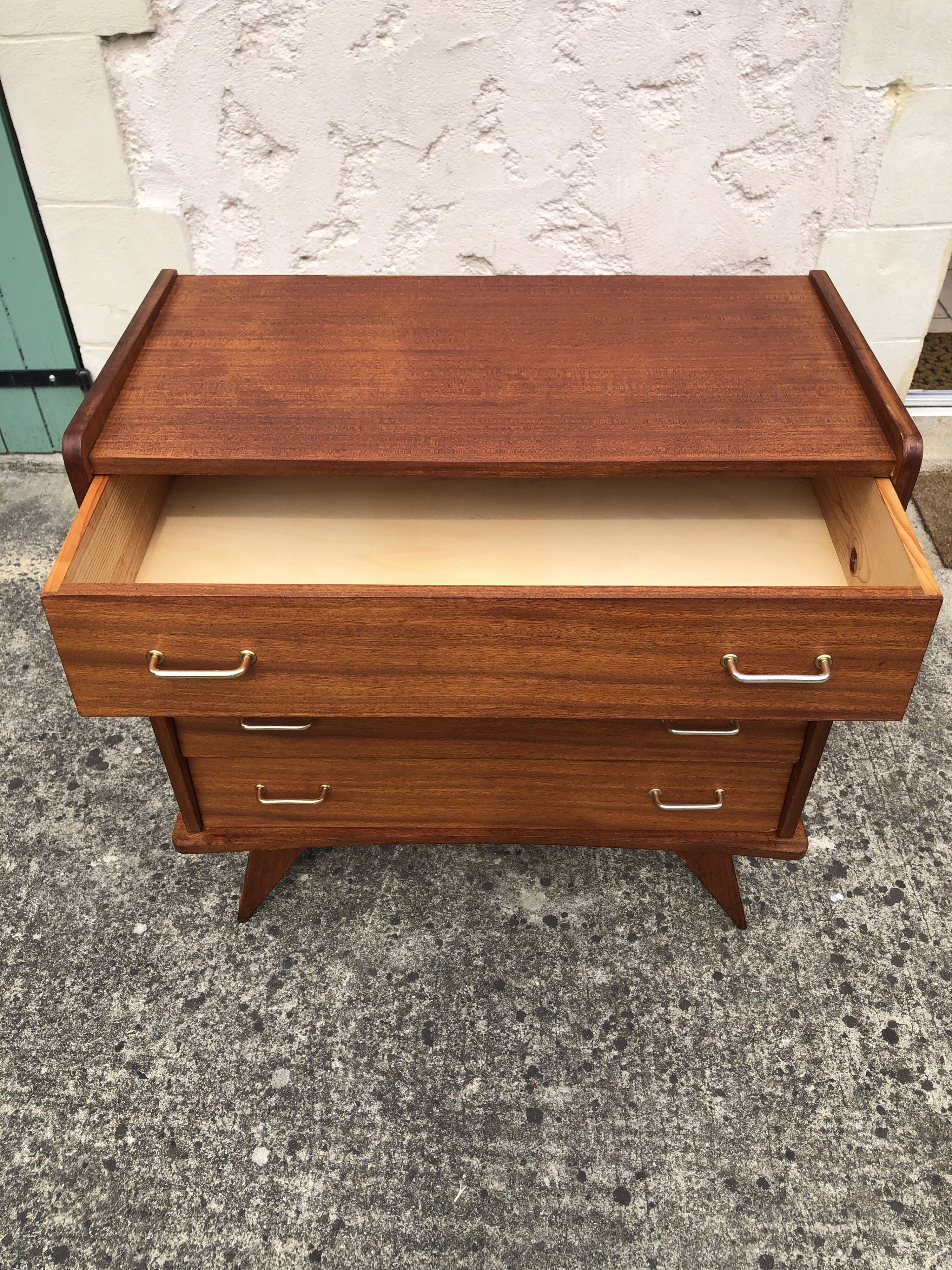 Commode vintage scandinave, pieds compas