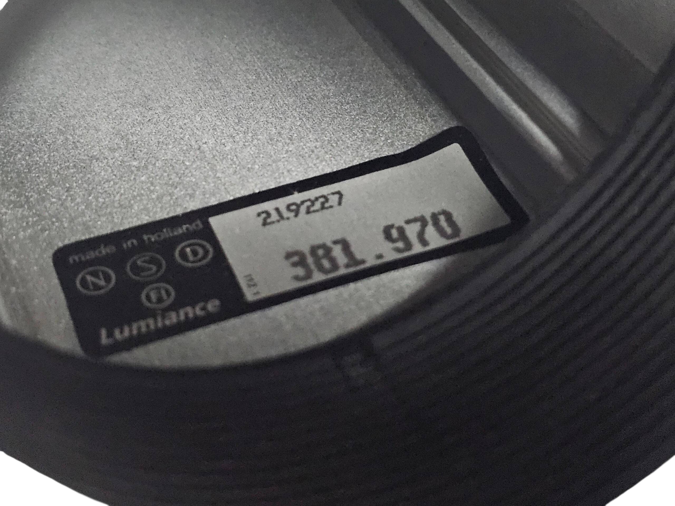 Lumiance Holland - wall spotlight - model 381.970 - cream/white - 80's