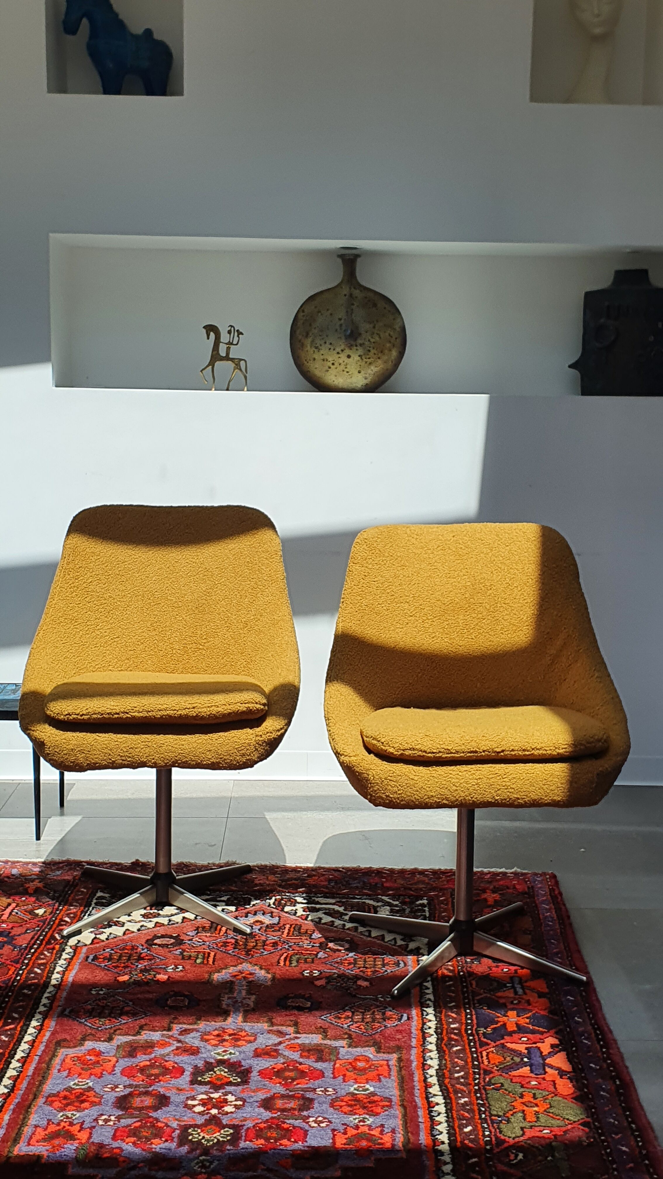 Pair of space age swivel chairs 70s