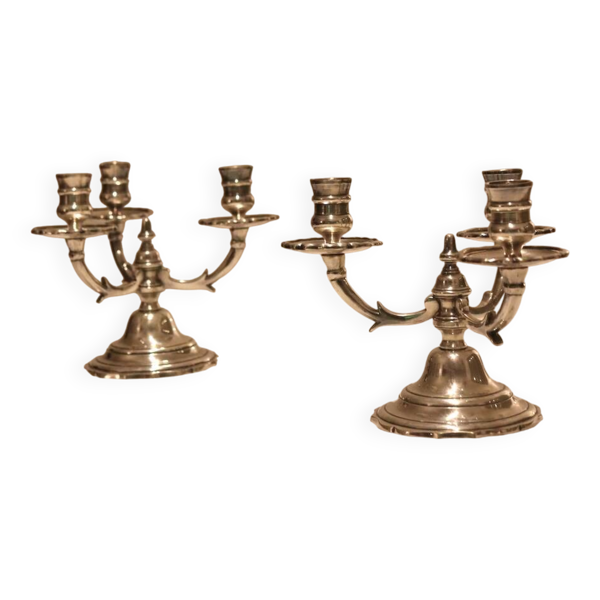 Paire de chandeliers en triangle à 3 feux