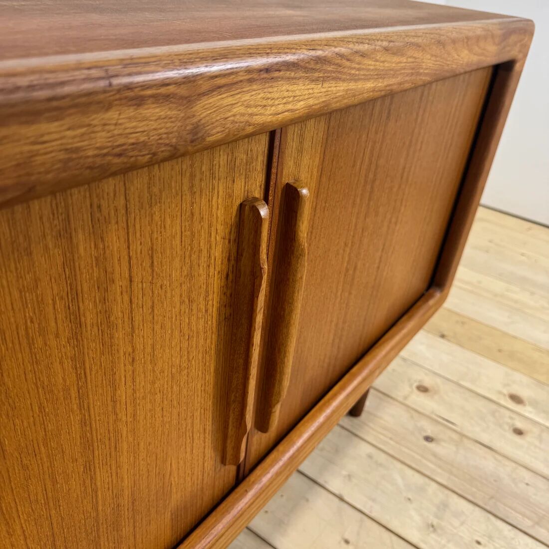 Dyrlund buffet in teak with sliding doors and interior drawers, Denmark 1960.