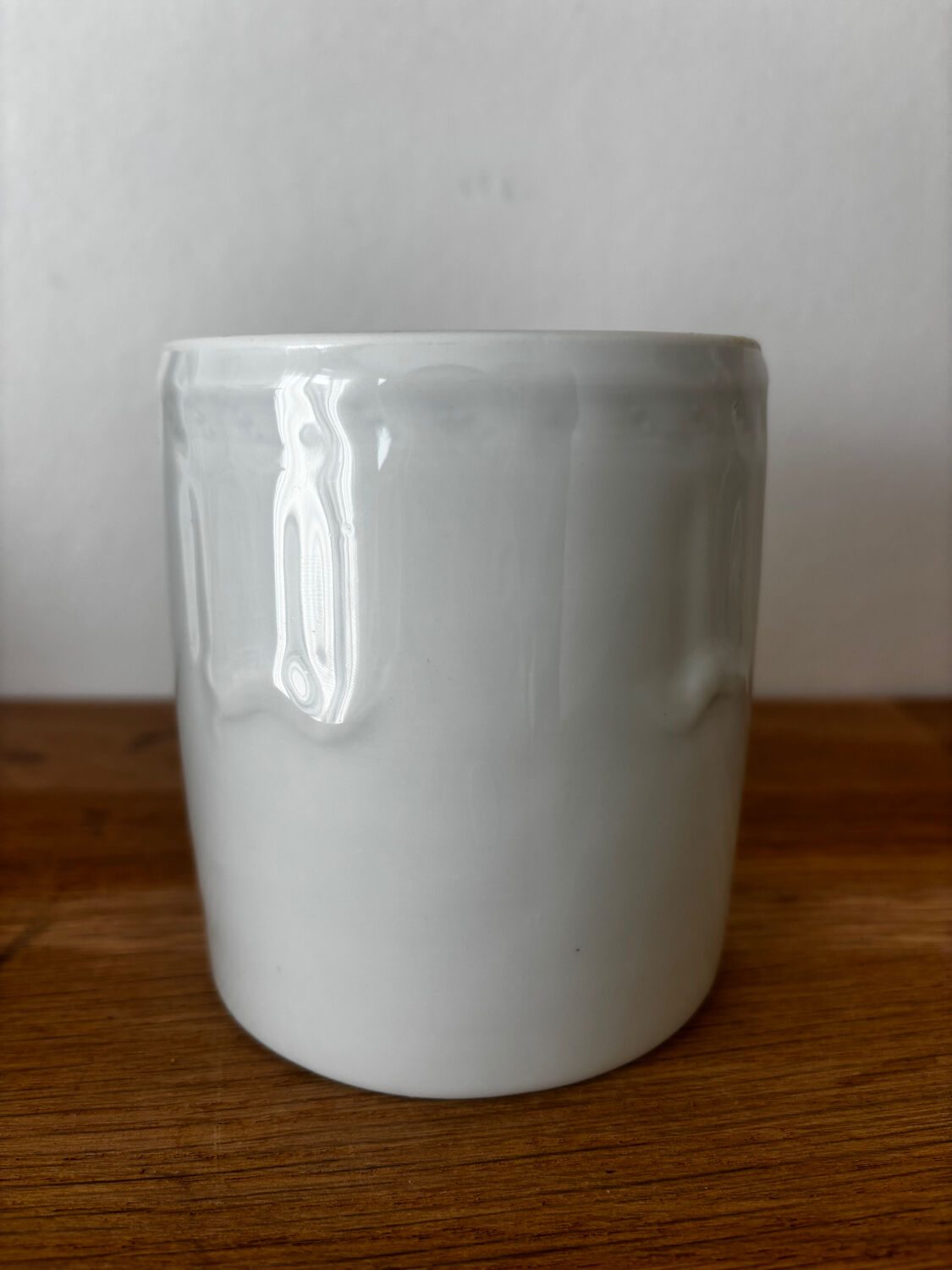 White water butter dish