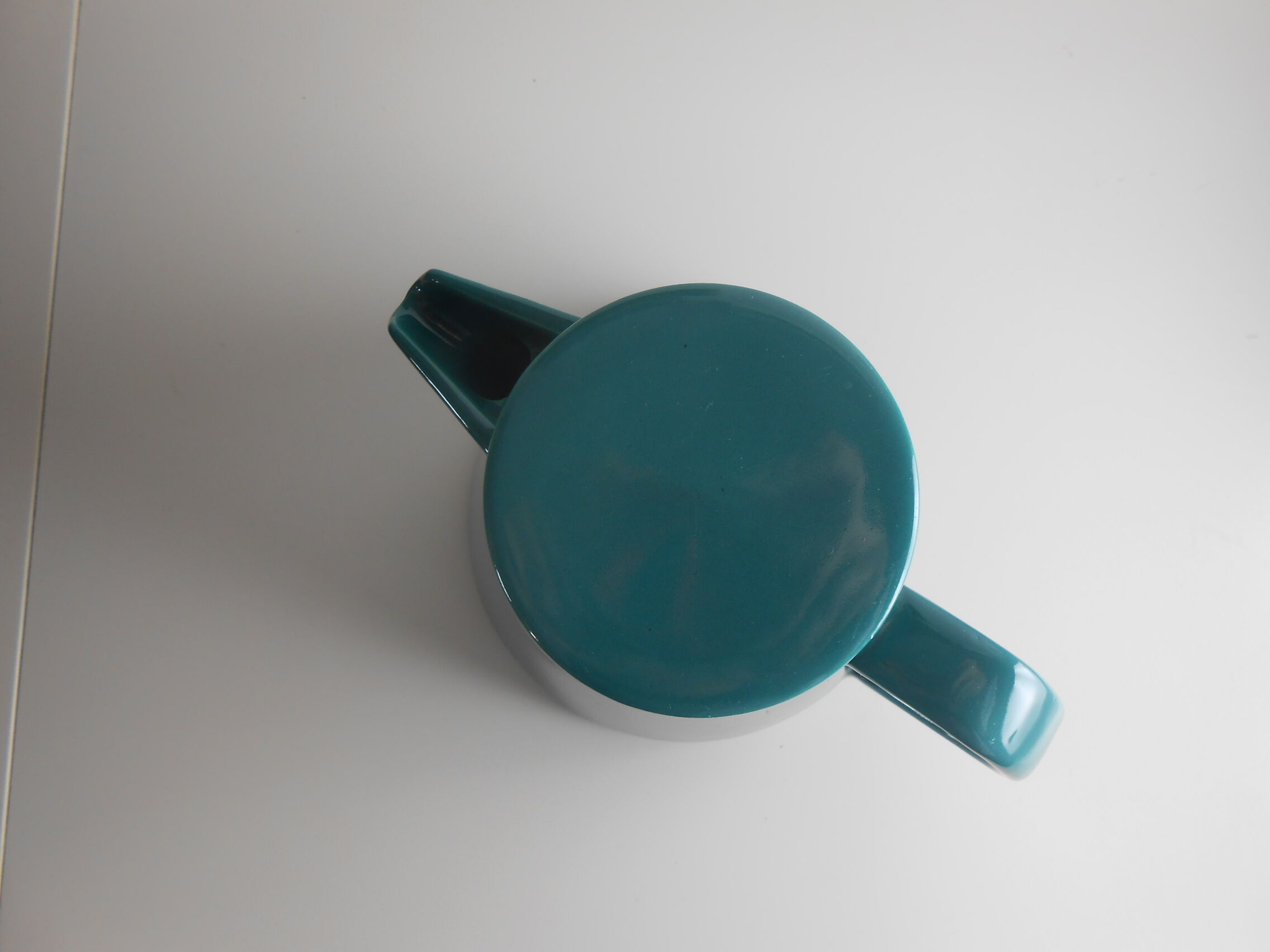 Cafetière en céramique style art déco
