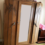 Armoire chêne massif art déco