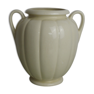 Vase with handles