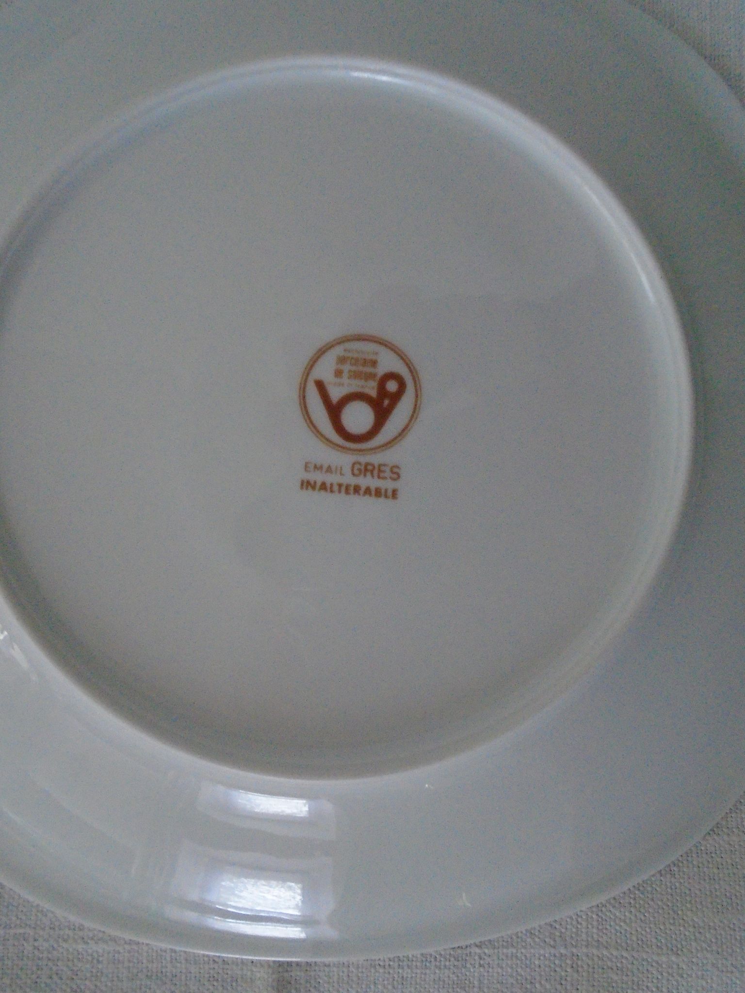 4 Flat flat enamel enamel porcelain from Sologne France 70/80 years
