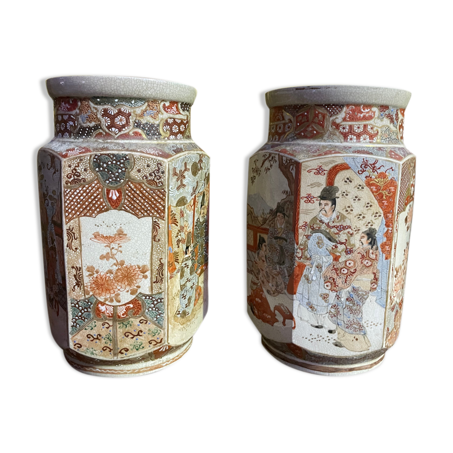 Pair of Japanese vases "Satsuma"